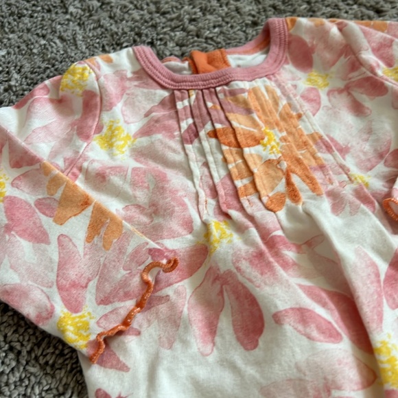 Set of 2 Burt’s Bees Baby rompers - Picture 3 of 6